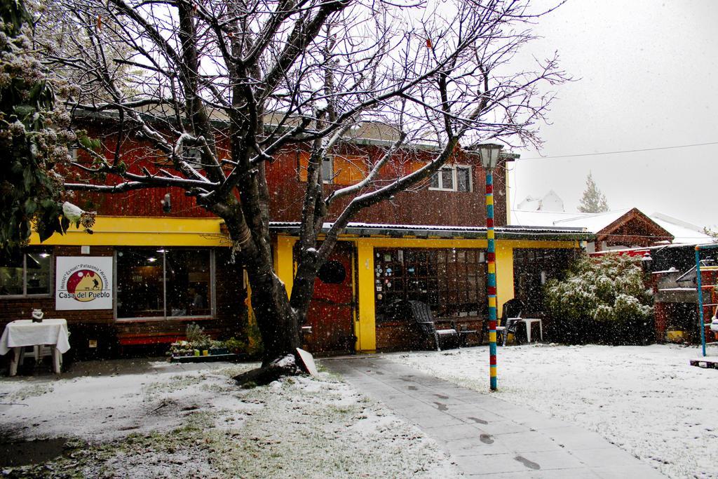Casa Del Pueblo Vandrerhjem Esquel Eksteriør bilde